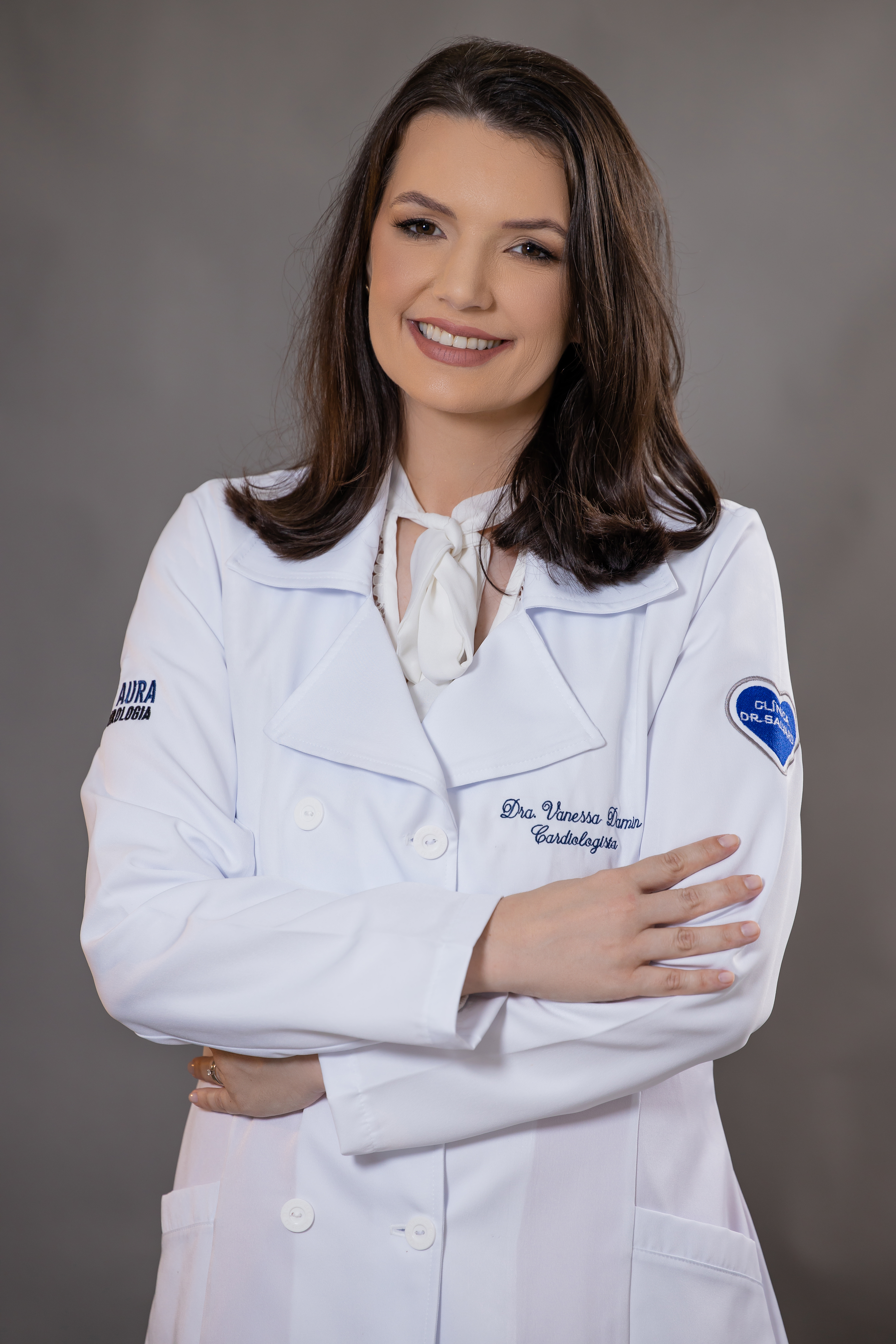 Dra. Vanessa Damin em consulta